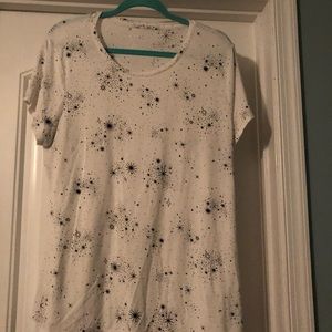 Apt 9 White Dress Shirt with Black Fireworks